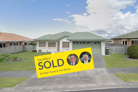 25 Kath Hopper Drive, Orewa, Orewa
