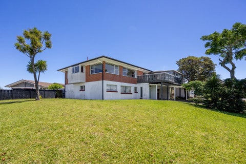 10 Riverhills Avenue, Pakuranga Heights, Auckland