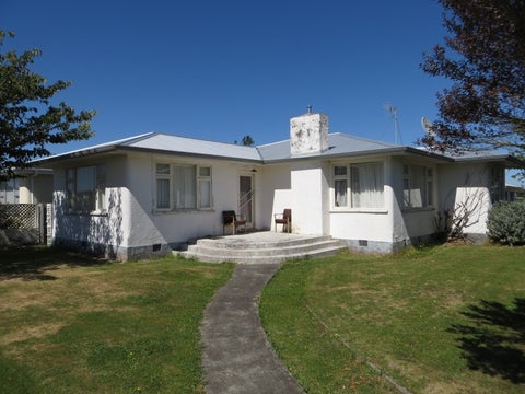 44 Wood Street, Takaro, Palmerston North