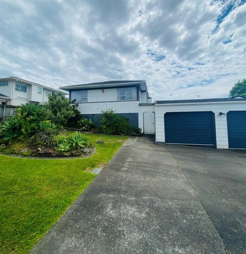 69 Rosewarne Crescent, Glendene, Auckland