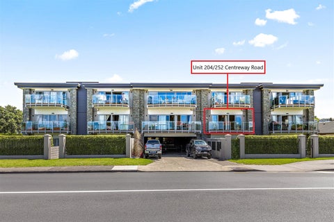 204/252 Centreway Road, Orewa, Orewa