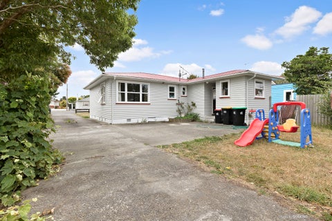 9 Costley Street, Carterton