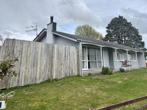 1 Adam Place, Mangakakahi, Rotorua