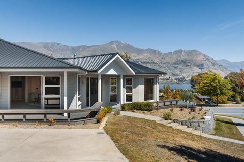 2 Island View Place, Wanaka
