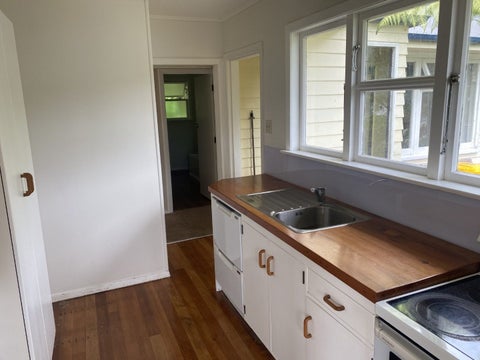 79 Thomas Street, Stokes Valley, Lower Hutt
