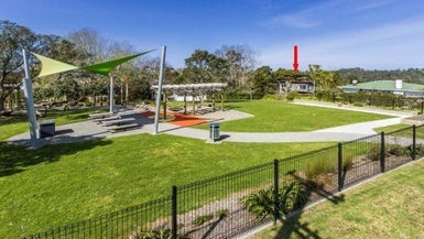 4A Windy Ridge Road, Glenfield, Auckland