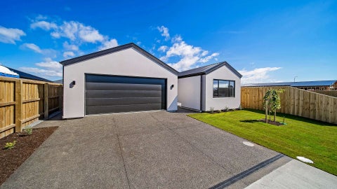 7 Cousins Street, Woodend, Woodend