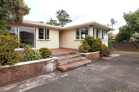 1/4 Wallace Road, Māngere Bridge, Auckland