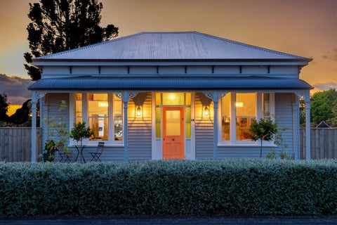 16 York Street, Dannevirke