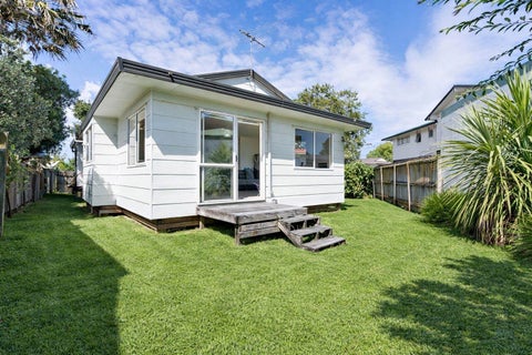 2/62 Walworth Avenue, Pakuranga Heights, Auckland