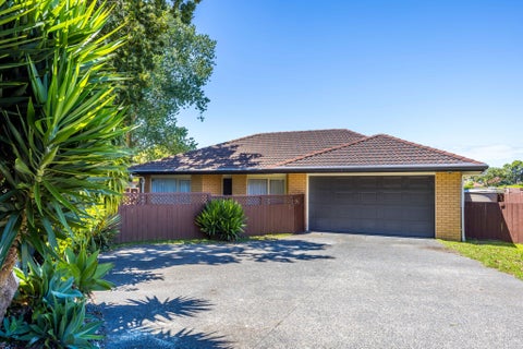7B Barberry Lane, Te Atatu Peninsula, Auckland