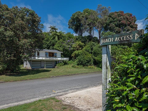 263 Patons Rock Road, Patons Rock, Tākaka