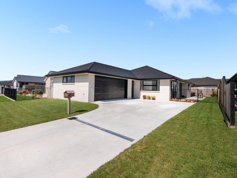 23 Fearnley Grove, Pyes Pa, Tauranga