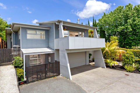 10A Earl Road, Titirangi, Auckland