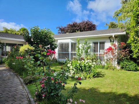 10 Rata Street, Waikanae