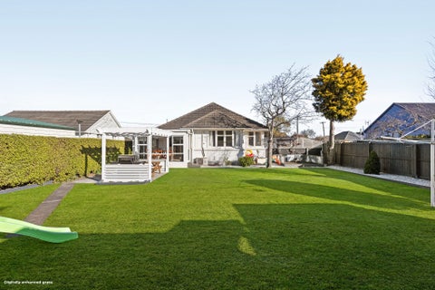15 Robin Street, Burwood, Christchurch