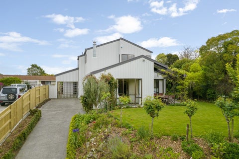 7 Wharite Place, Awapuni, Palmerston North