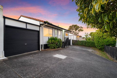 2/5 Cheam Place, Pakuranga Heights, Auckland