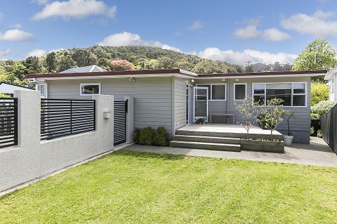 1/73 Simla Crescent, Khandallah, Wellington