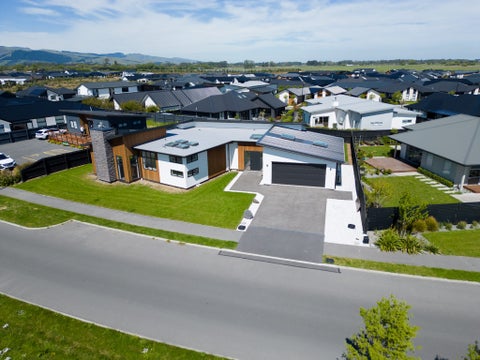 174 Southfield Drive, Lincoln, Lincoln