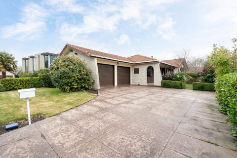 38 Millstream Drive, Lincoln, Lincoln
