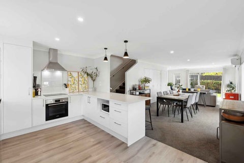 40 Paretaiuru Crescent, Papakura, Papakura