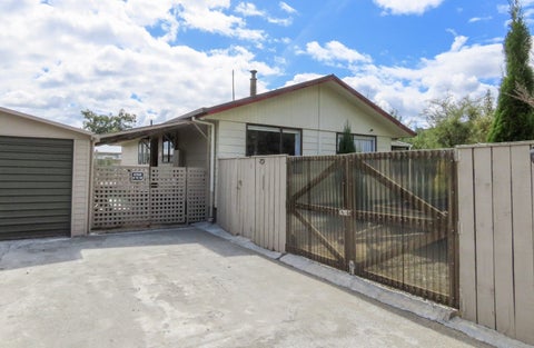 14 Anderson Street, Kakanui, Oamaru