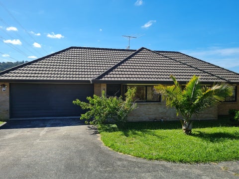 4/8 Crewe Close, Albany, Auckland