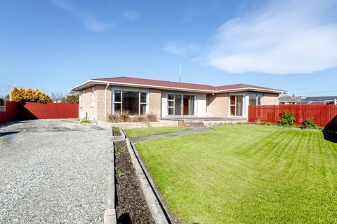 6 Howitt Place, Hokitika