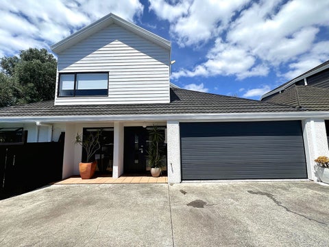 2/24 Hattaway Avenue, Bucklands Beach, Auckland