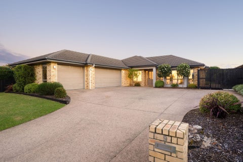 9 Shalimar Place, Huntington, Hamilton