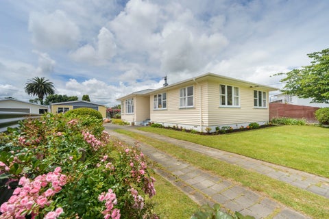 4 Dundas Place, Awapuni, Palmerston North