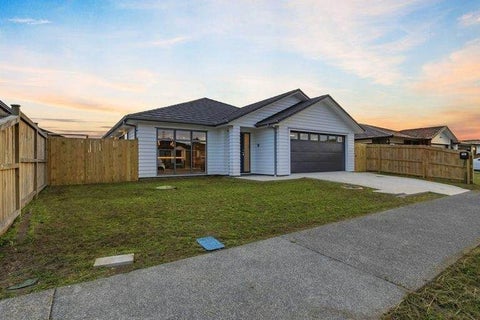 16 Silver Beech Street, Takanini, Auckland