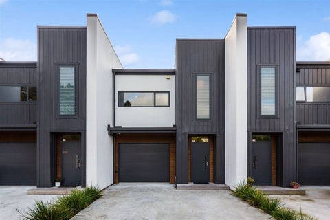 63C Whitford Brown Avenue, Papakowhai, Porirua