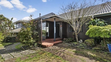 98 Caribbean Drive, Unsworth Heights, Auckland