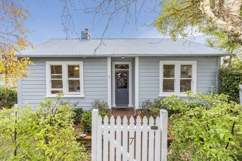 7 Retter Street, Paparangi, Wellington
