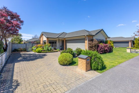 65 Kensington Drive, Taradale, Napier