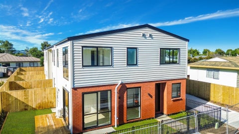 9B Pukeroa Place, Papakura, Papakura