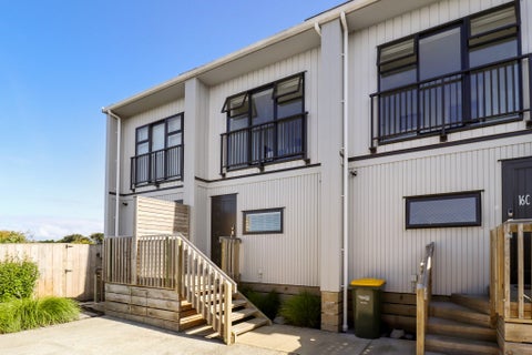 16D Putini Road, Mangere Bridge, Auckland