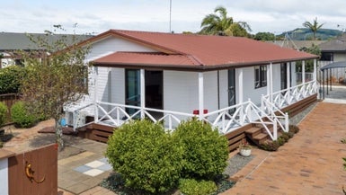 2 Kane Road, Papamoa Beach, Papamoa