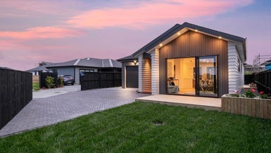 17 Hicks Road, Wainui, Wainui