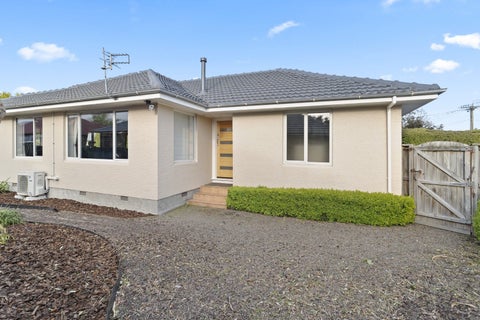 43 Daniels Road, Redwood, Christchurch