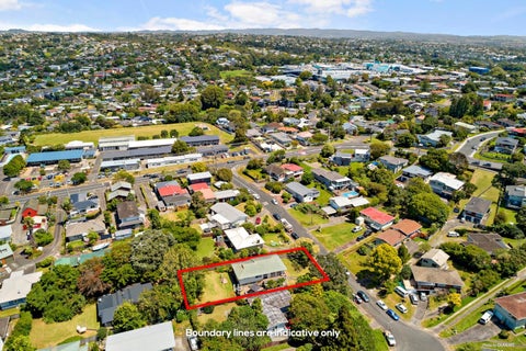 8 Hamilton Place, Glenfield, Auckland