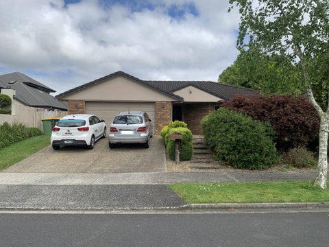 38 Haswell Place, Huntington, Hamilton