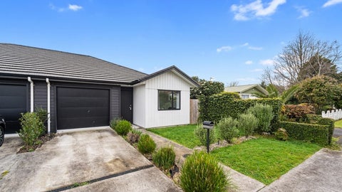 4/5 Camden Place, Pukete, Hamilton