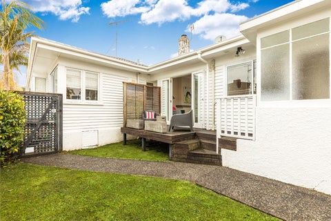 2/39 Patteson Avenue, Mission Bay, Auckland