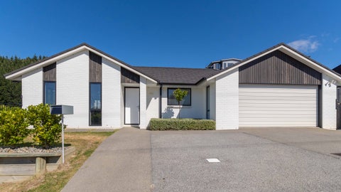 143 NAVIGATION DR, WHITBY, PORIRUA