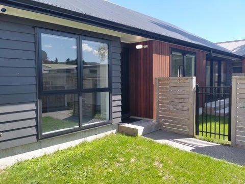 9A Fitzherbert Road, Wainuiomata, Lower Hutt