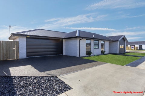 42 Chambers Avenue, Woodend, Woodend