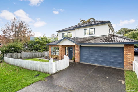 28 Commodore Drive, Lynfield, Auckland